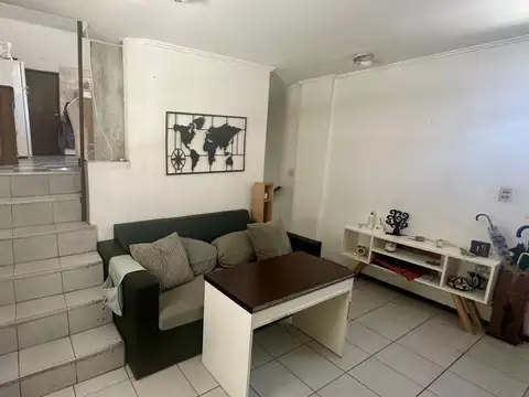 Depto Tipo Casa en Venta en Floresta, USD 135.000