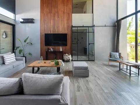 Casa en Venta en El Naudir, USD 465.000