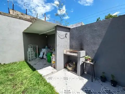 Depto Tipo Casa en Venta en Parque Avellaneda, USD 125.900