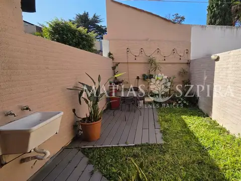 Depto Tipo Casa en Venta en Ramos Mejía Sur, USD 144.900
