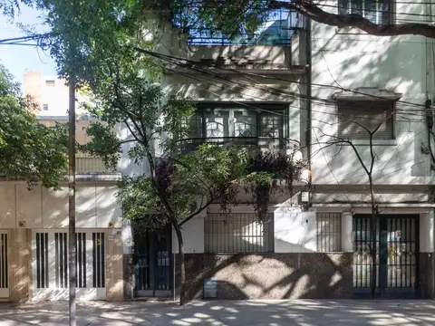 Depto Tipo Casa en Venta de 7 ambientes