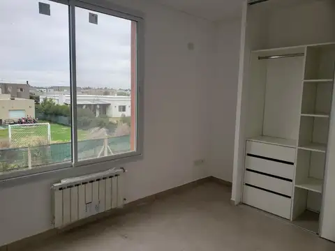Casa en Alquiler al Sureste