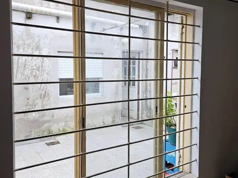 Casa 5 ambientes con 1 baño