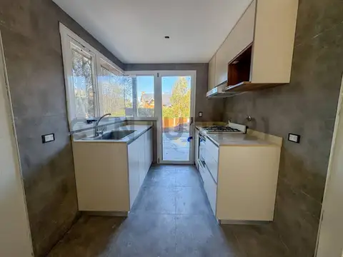 Departamento en Venta al Noreste