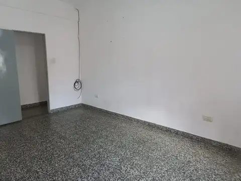 Depto Tipo Casa en Alquiler de 2 ambientes