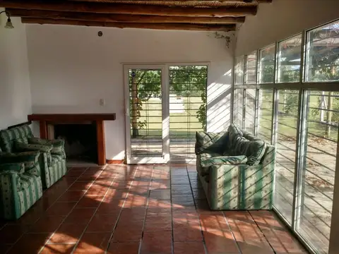 Casa en Alquiler en Lunlunta, USD 900