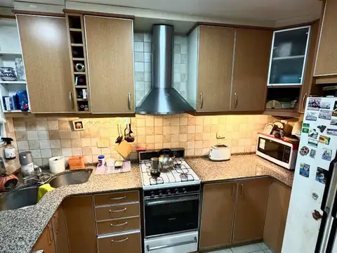 CASA EN VENTA SOBRE LOTE DE 10 X 15