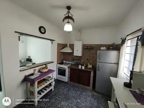Casa 3 ambientes con 1 baño
