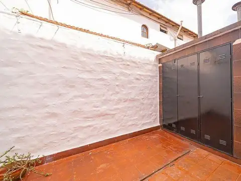 Depto Tipo Casa 2 ambientes con 1 baño