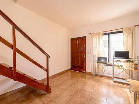 Depto Tipo Casa en Venta de 1 dormitorio