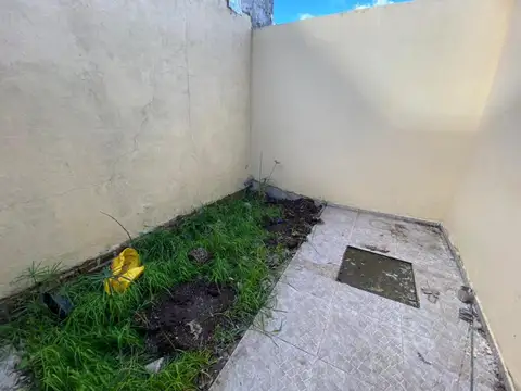 Depto Tipo Casa en Venta 4 años