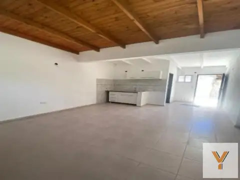 PH en venta - 2 Dormitorios 1 Baño - Patio - Cochera - 70mts2 - City Bell, La Plata