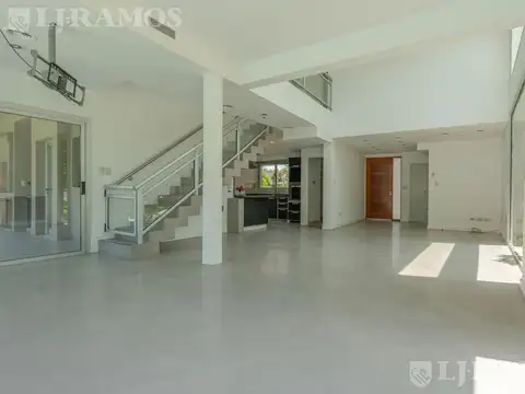 Casa en Alquiler al Noreste