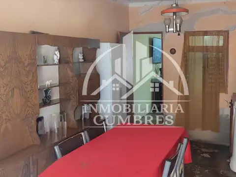 Casa 4 ambientes con 1 baño