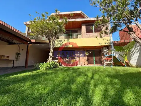 Casa en Venta en Villa Adelina, USD 330.000
