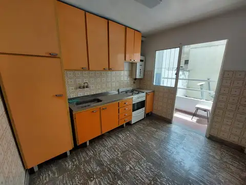 Departamento 3 ambientes con 1 baño