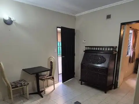 Depto Tipo Casa en Alquiler de 2 ambientes