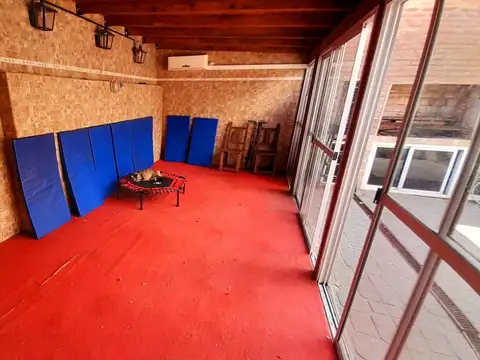 Depto Tipo Casa 4 ambientes con 1 baño