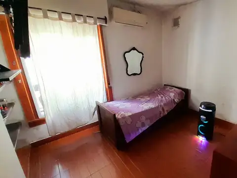 Depto Tipo Casa en Venta en Olivos, USD 185.000