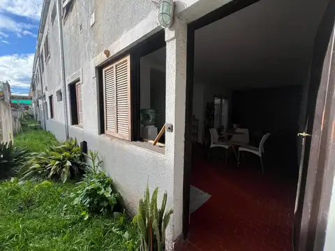 60 e/ 146 y 147 al 2500