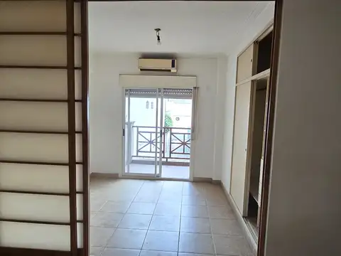 Departamento en Alquiler en Villa General Mitre, $ 500.000