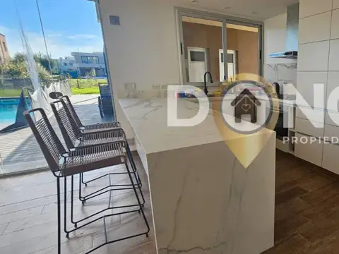 Casa en Venta al Este