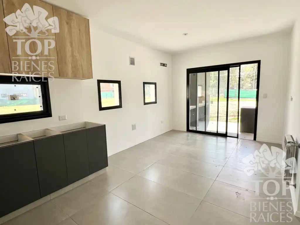 Casa en Villanueva de 4 dormitorios