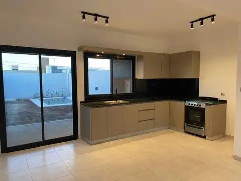 Depto Tipo Casa en Venta 1 año