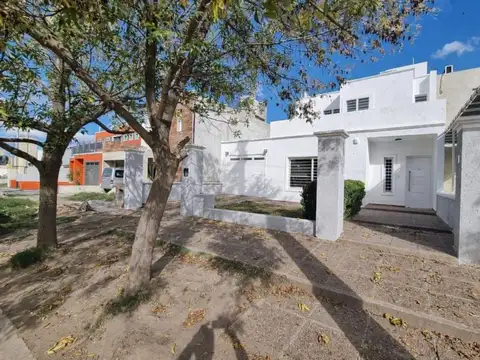 CASA 3 DORM EL RECREO, VALLE CERCANO APTA CREDITO