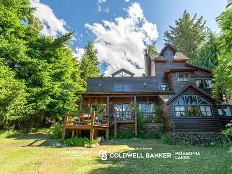 Casa de 4 habitaciones con dependencia de servicios en Casa de Piedra Bariloche