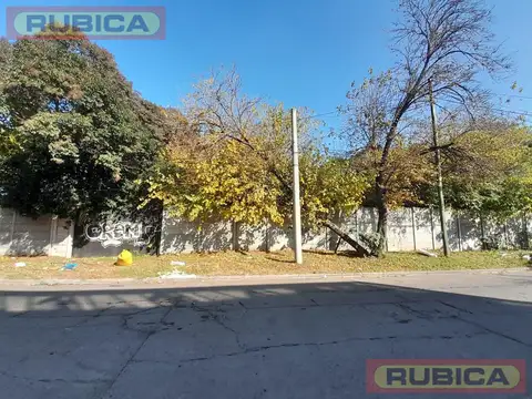 Terreno en Venta 87  mts Frente