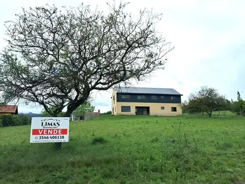 Casa a terminar con excelente vista a las sierras. los reartes.