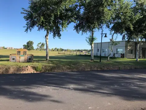 Lote en Barrio Cerrado en Venta en Gomez [Cod: ]