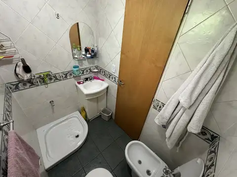 Depto Tipo Casa 4 ambientes con 2 baños