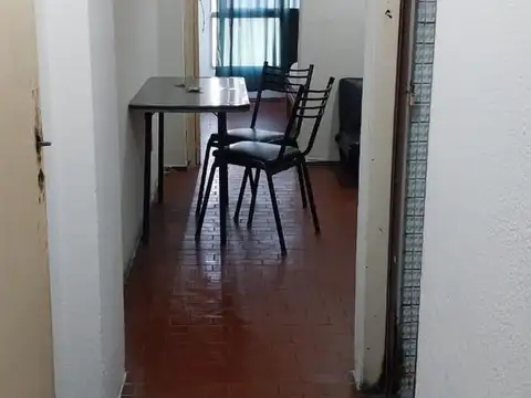 Depto Tipo Casa en Venta 56 años