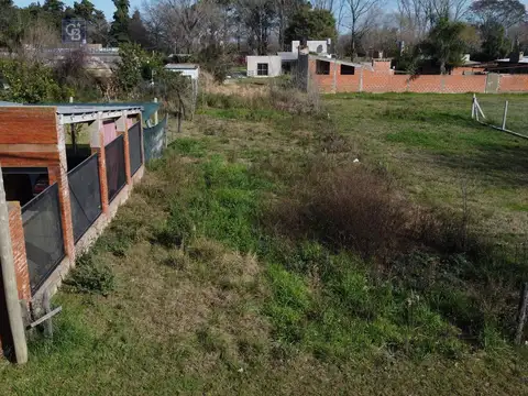 CASA EN GDOR.  CANDIOTI 