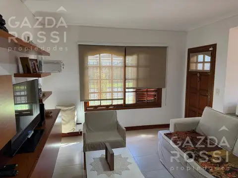 Casa en Venta en Adrogue, USD 170.000