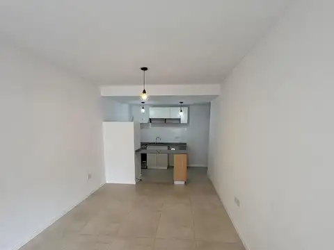 Av. Lisandro De La Torre 300, Piso 2