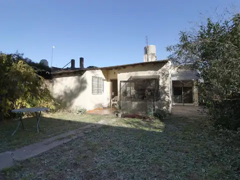 Venta Casa 4 amb+ 2 Baños c/ cochera + Parque