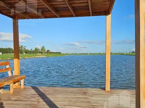 Venta Terreno en Barrio Las Victorias Canning