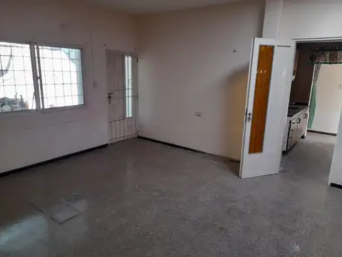 EXCELENTE CASA EN VENTA  EN MAIPU