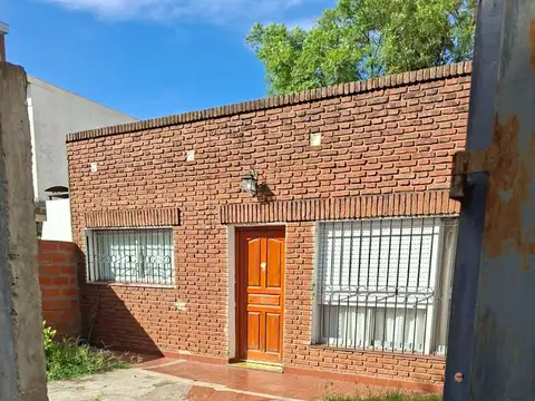 Depto Tipo Casa en Venta 47 años