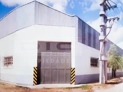 Galpon en Venta 38  mts Frente