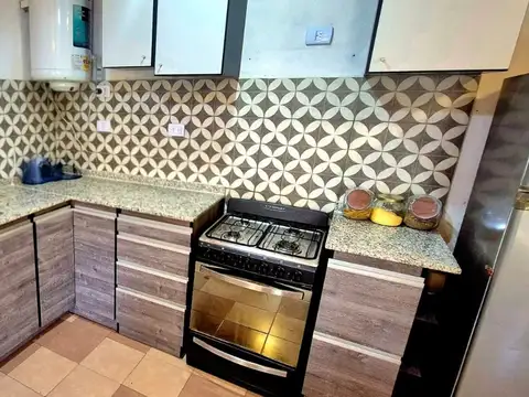 Casa 5 ambientes con 1 baño