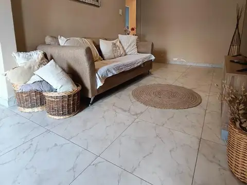 Casa Céntrica en San Vicente tres habitaciones y piscina