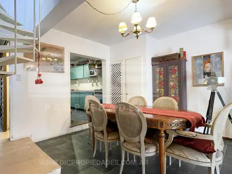 Depto Tipo Casa en Venta 50 años