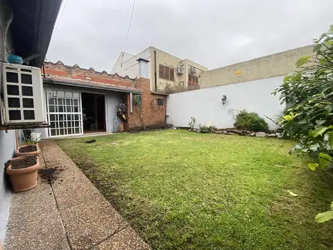 Casa en Venta en Castelar Sur, USD 135.000