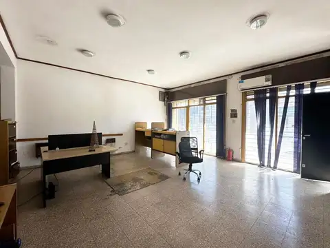 Oficina en Venta al Este