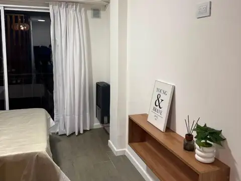 Departamento 1 ambiente a la calle