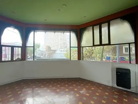 Depto Tipo Casa en Venta 94 años